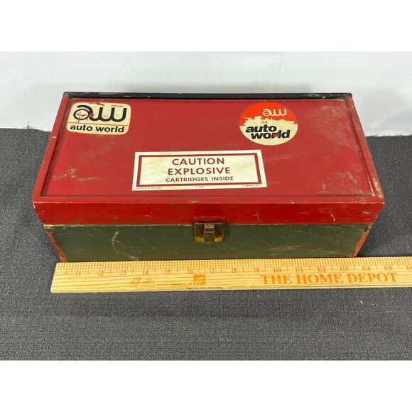 Vintage Handmade Tool Box - Picture 9 of 11